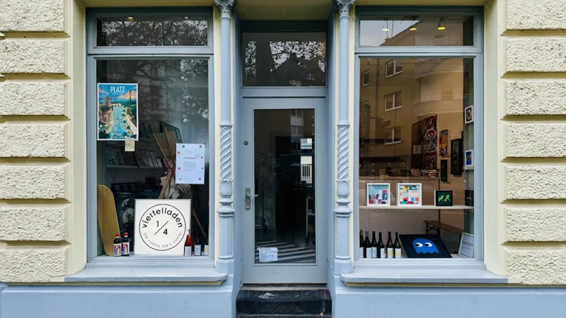 Schaufenster des Viertelladens in Düsseldorf-Unterbilk